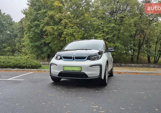 Белый БМВ И3, объемом двигателя 0 л и пробегом 92 тыс. км за 16000 $, фото 1 на Automoto.ua