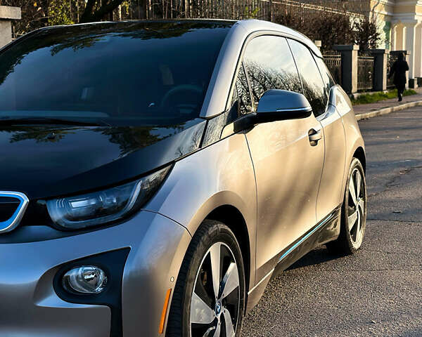 Бежевый БМВ И3, объемом двигателя 0 л и пробегом 140 тыс. км за 8350 $, фото 1 на Automoto.ua