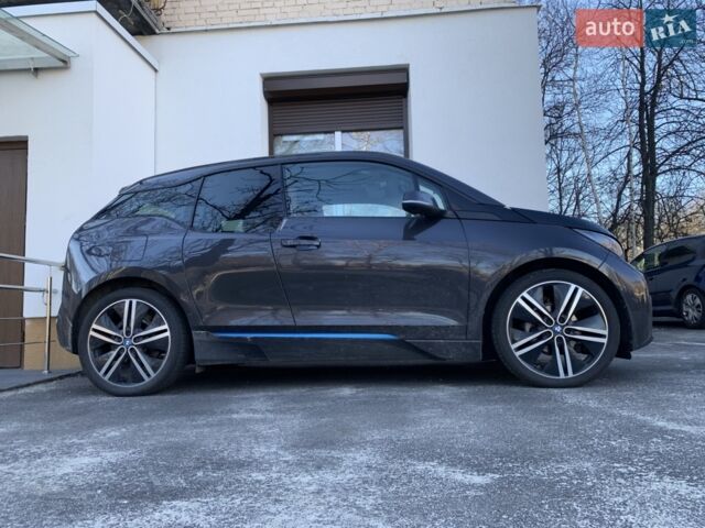 Черный БМВ И3, объемом двигателя 0 л и пробегом 95 тыс. км за 12000 $, фото 1 на Automoto.ua