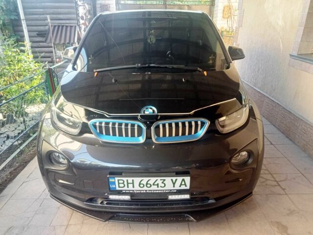 Чорний БМВ І3, об'ємом двигуна 0 л та пробігом 1 тис. км за 13200 $, фото 1 на Automoto.ua