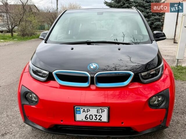 Черный БМВ И3, объемом двигателя 0 л и пробегом 124 тыс. км за 13750 $, фото 1 на Automoto.ua