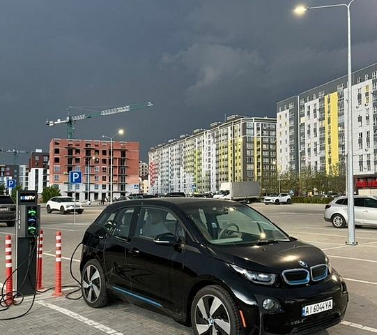 Чорний БМВ І3, об'ємом двигуна 0 л та пробігом 90 тис. км за 11999 $, фото 1 на Automoto.ua