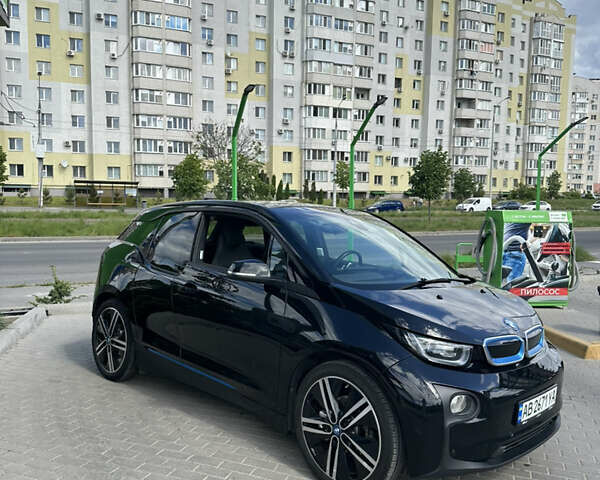 Черный БМВ И3, объемом двигателя 0 л и пробегом 115 тыс. км за 14449 $, фото 1 на Automoto.ua