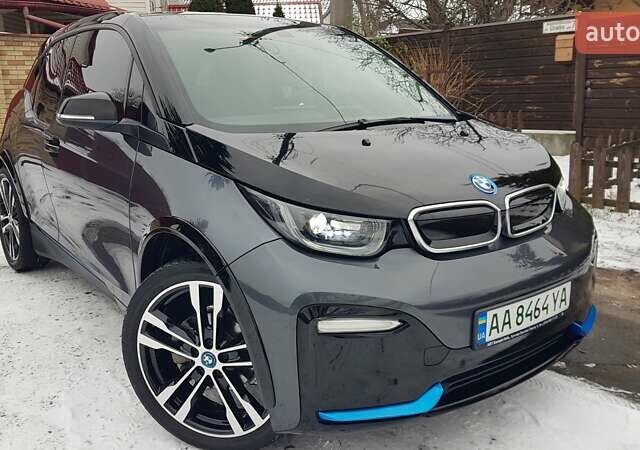 Черный БМВ И3, объемом двигателя 0 л и пробегом 64 тыс. км за 13500 $, фото 1 на Automoto.ua