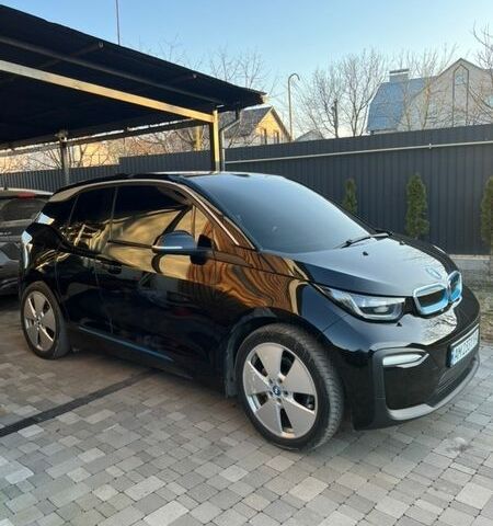 Черный БМВ И3, объемом двигателя 0 л и пробегом 26 тыс. км за 19999 $, фото 1 на Automoto.ua