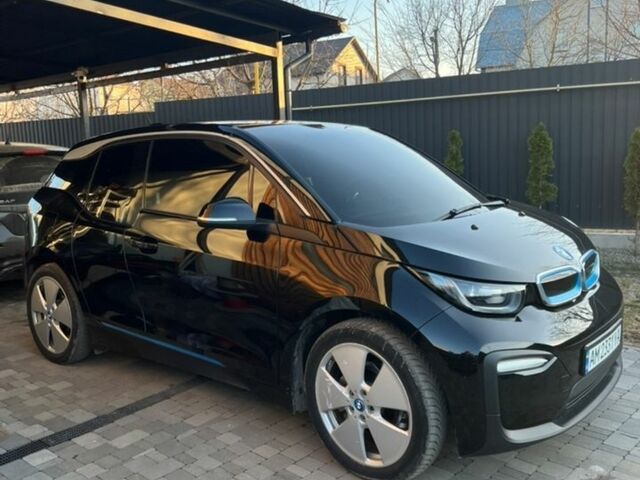 Черный БМВ И3, объемом двигателя 0 л и пробегом 26 тыс. км за 16400 $, фото 1 на Automoto.ua