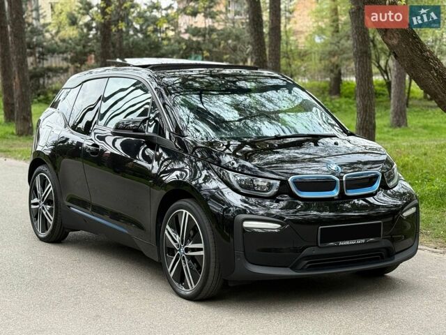 Черный БМВ И3, объемом двигателя 0 л и пробегом 56 тыс. км за 13999 $, фото 1 на Automoto.ua