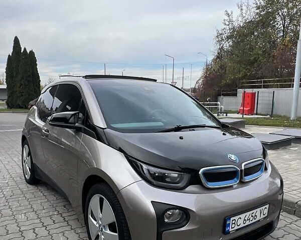 Коричневый БМВ И3, объемом двигателя 0 л и пробегом 98 тыс. км за 12000 $, фото 1 на Automoto.ua