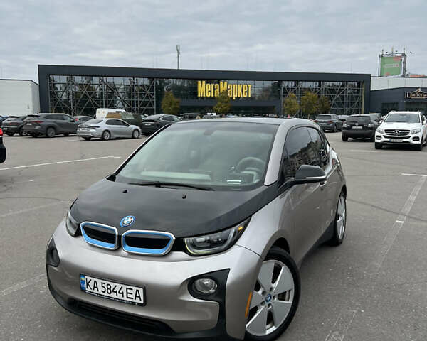 Коричневый БМВ И3, объемом двигателя 0.65 л и пробегом 155 тыс. км за 12900 $, фото 1 на Automoto.ua