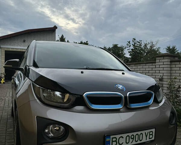 Коричневый БМВ И3, объемом двигателя 0 л и пробегом 101 тыс. км за 9650 $, фото 1 на Automoto.ua