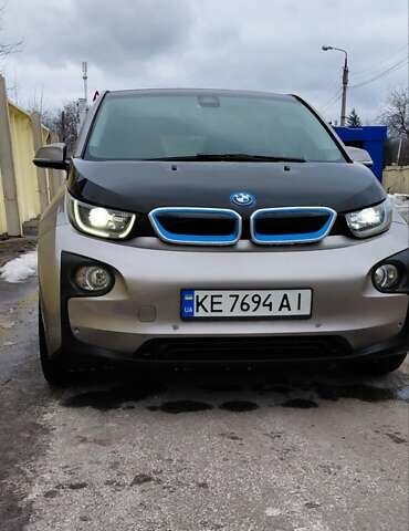 Серый БМВ И3, объемом двигателя 0.65 л и пробегом 165 тыс. км за 13200 $, фото 1 на Automoto.ua