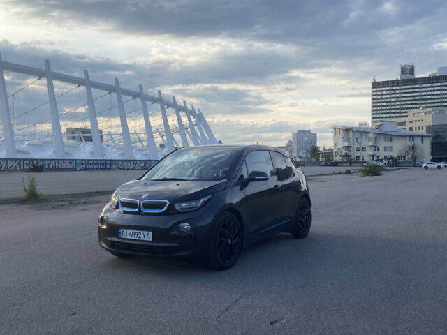 Серый БМВ И3, объемом двигателя 0 л и пробегом 146 тыс. км за 9000 $, фото 1 на Automoto.ua