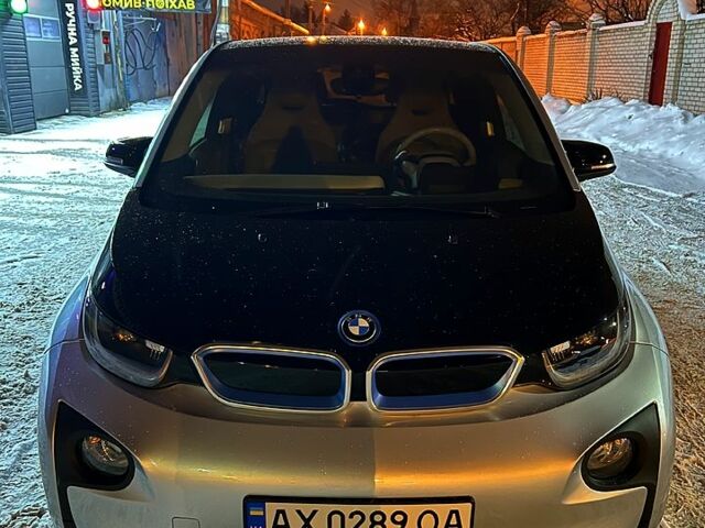 Сірий БМВ І3, об'ємом двигуна 0.6 л та пробігом 123 тис. км за 13500 $, фото 1 на Automoto.ua