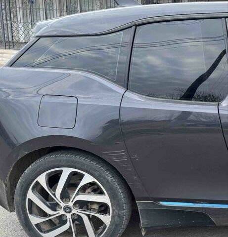 Серый БМВ И3, объемом двигателя 0 л и пробегом 202 тыс. км за 8000 $, фото 1 на Automoto.ua