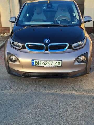 Серый БМВ И3, объемом двигателя 0 л и пробегом 105 тыс. км за 16900 $, фото 1 на Automoto.ua