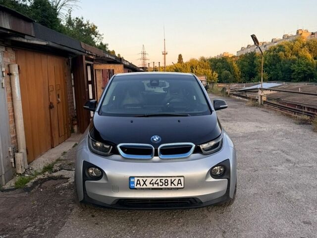 Серый БМВ И3, объемом двигателя 0 л и пробегом 159 тыс. км за 10700 $, фото 1 на Automoto.ua