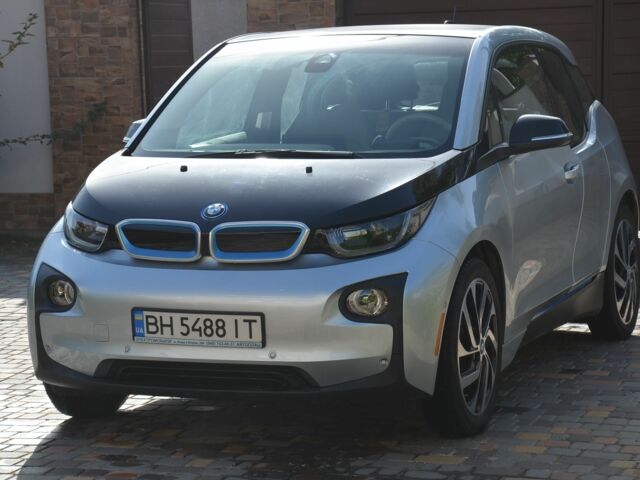 Серый БМВ И3, объемом двигателя 0 л и пробегом 58 тыс. км за 11000 $, фото 1 на Automoto.ua