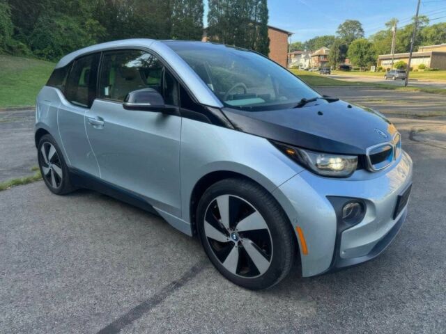 Серый БМВ И3, объемом двигателя 0 л и пробегом 74 тыс. км за 6500 $, фото 1 на Automoto.ua