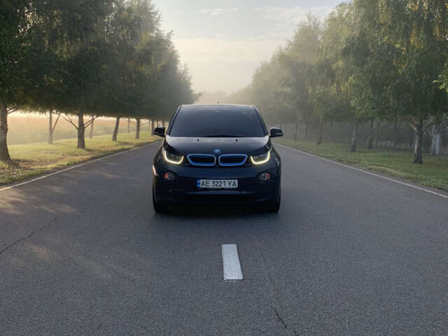 Серый БМВ И3, объемом двигателя 0 л и пробегом 90 тыс. км за 14999 $, фото 1 на Automoto.ua