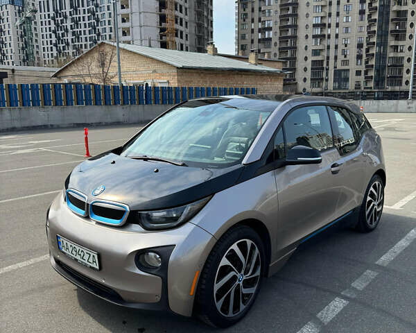 Серый БМВ И3, объемом двигателя 0 л и пробегом 85 тыс. км за 10900 $, фото 1 на Automoto.ua