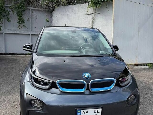 Сірий БМВ І3, об'ємом двигуна 0 л та пробігом 70 тис. км за 8900 $, фото 1 на Automoto.ua