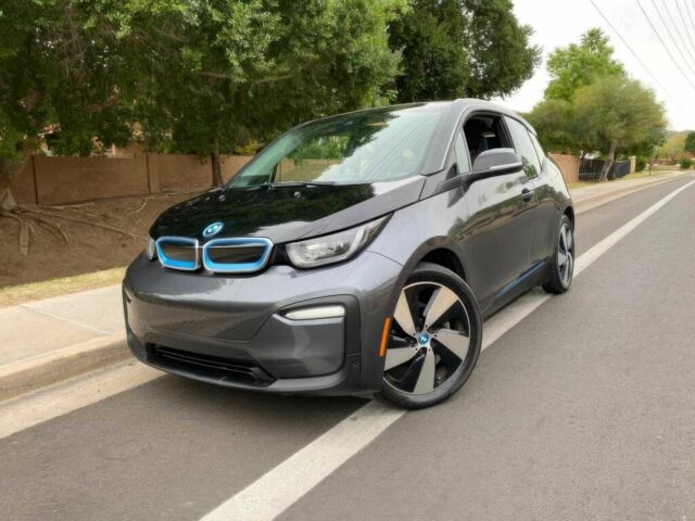 Сірий БМВ І3, об'ємом двигуна 0 л та пробігом 37 тис. км за 6500 $, фото 1 на Automoto.ua