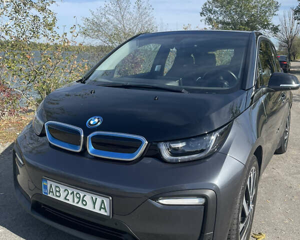 Серый БМВ И3, объемом двигателя 0 л и пробегом 81 тыс. км за 18500 $, фото 1 на Automoto.ua
