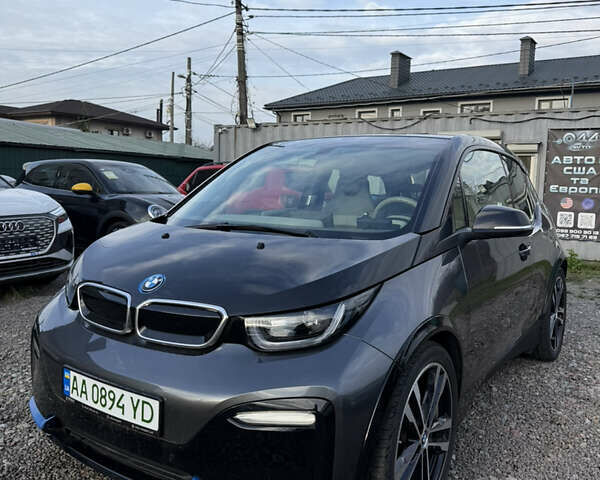 Серый БМВ И3, объемом двигателя 0 л и пробегом 28 тыс. км за 18500 $, фото 1 на Automoto.ua