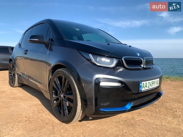 Серый БМВ И3, объемом двигателя 0 л и пробегом 96 тыс. км за 16000 $, фото 1 на Automoto.ua