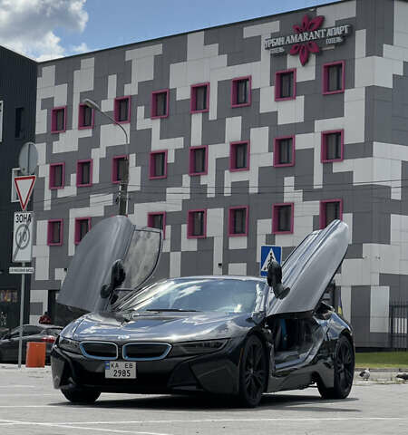Черный БМВ И8, объемом двигателя 1.5 л и пробегом 76 тыс. км за 66000 $, фото 1 на Automoto.ua