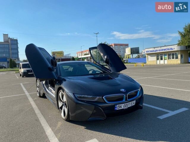 Чорний БМВ І8, об'ємом двигуна 1.5 л та пробігом 37 тис. км за 54999 $, фото 1 на Automoto.ua