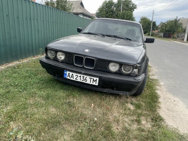 Чорний БМВ М3, об'ємом двигуна 2 л та пробігом 195 тис. км за 13325 $, фото 1 на Automoto.ua
