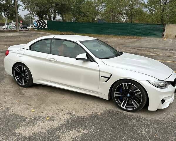 Белый БМВ M4, объемом двигателя 2.98 л и пробегом 90 тыс. км за 38000 $, фото 1 на Automoto.ua