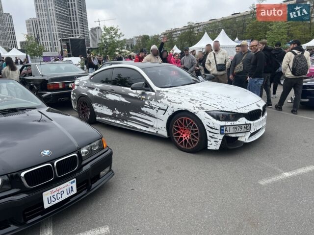 Белый БМВ M4, объемом двигателя 2.98 л и пробегом 120 тыс. км за 32500 $, фото 1 на Automoto.ua