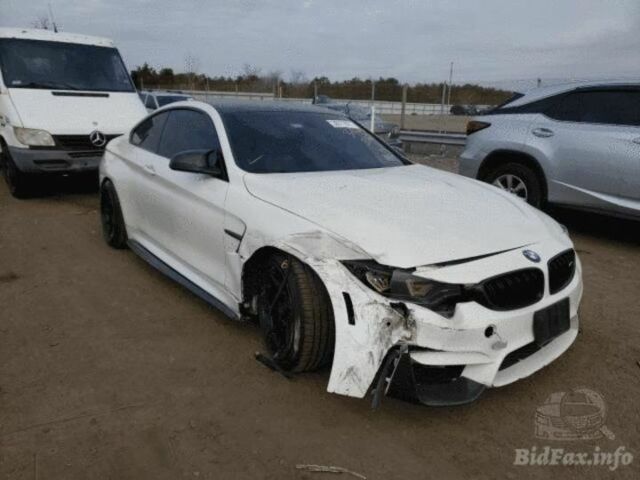 Белый БМВ M4, объемом двигателя 0 л и пробегом 90 тыс. км за 32000 $, фото 1 на Automoto.ua