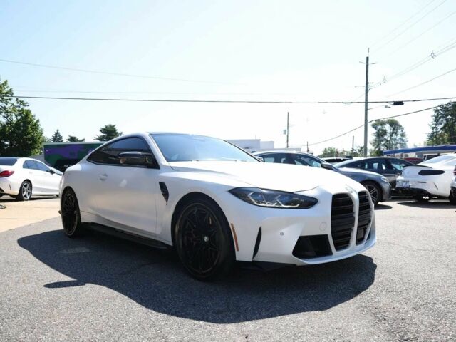 Белый БМВ M4, объемом двигателя 3 л и пробегом 18 тыс. км за 25992 $, фото 1 на Automoto.ua
