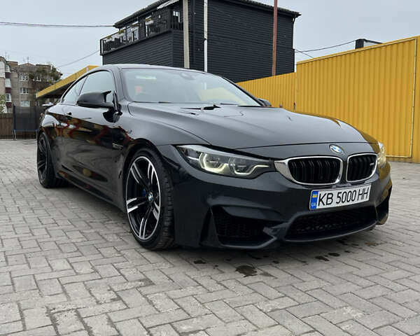 Чорний БМВ M4, об'ємом двигуна 2.98 л та пробігом 88 тис. км за 48000 $, фото 1 на Automoto.ua