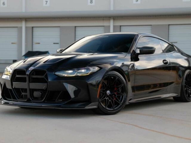 Черный БМВ M4, объемом двигателя 3 л и пробегом 21 тыс. км за 26000 $, фото 1 на Automoto.ua