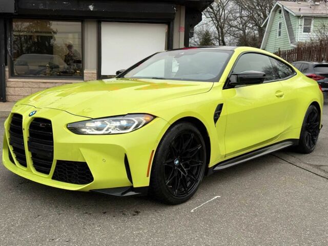 Желтый БМВ M4, объемом двигателя 3 л и пробегом 15 тыс. км за 26000 $, фото 1 на Automoto.ua