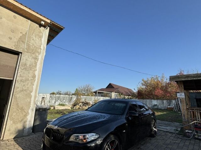 Чорний БМВ М5, об'ємом двигуна 3 л та пробігом 275 тис. км за 13017 $, фото 1 на Automoto.ua