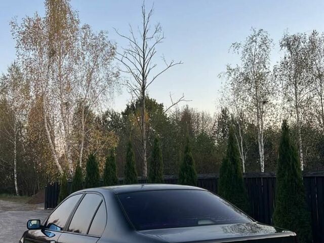 Красный БМВ М5, объемом двигателя 3 л и пробегом 260 тыс. км за 3500 $, фото 1 на Automoto.ua