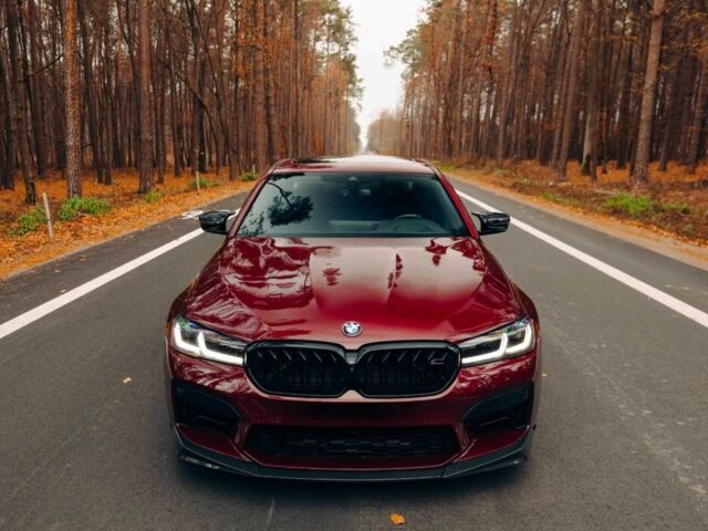 Красный БМВ М5, объемом двигателя 4.4 л и пробегом 73 тыс. км за 80000 $, фото 1 на Automoto.ua