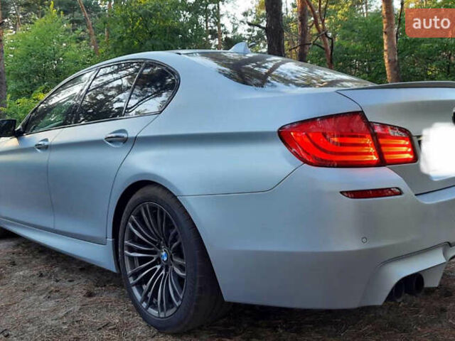 Сірий БМВ М5, об'ємом двигуна 4.39 л та пробігом 113 тис. км за 37000 $, фото 1 на Automoto.ua