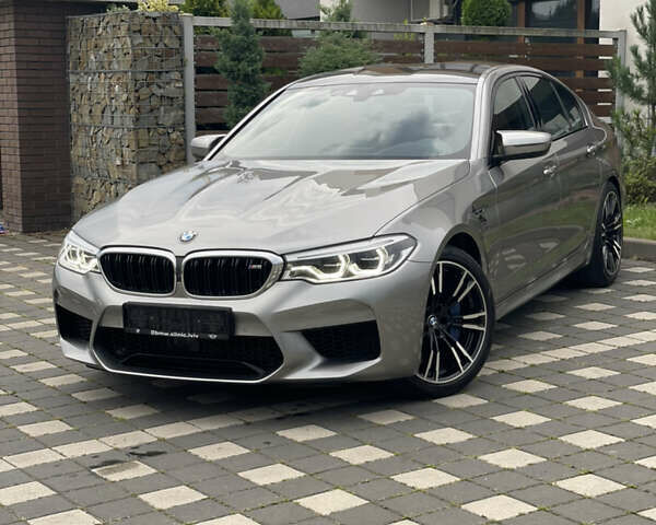 Серый БМВ М5, объемом двигателя 4.39 л и пробегом 38 тыс. км за 68250 $, фото 1 на Automoto.ua