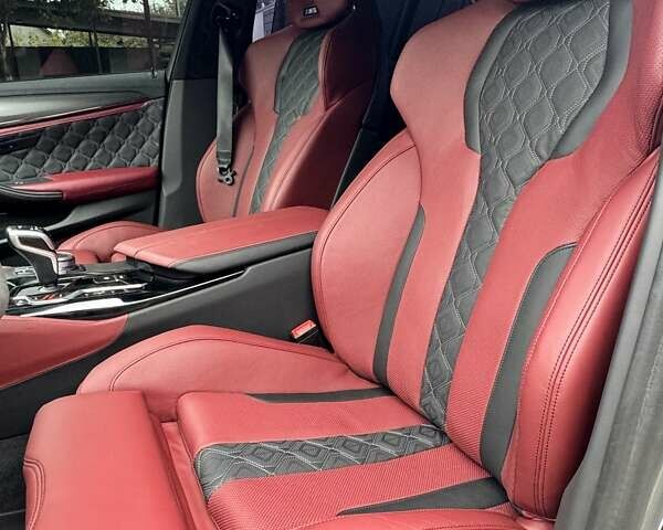 БМВ М5 2020 в Днепре (Днепропетровске) на Automoto.ua Серый БМВ М5, объемом двигателя 4.4 л и пробегом 40 тыс. км за 135000 $, фото 1 на Automoto.ua