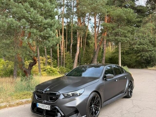 Сірий БМВ М5, об'ємом двигуна 4.39 л та пробігом 21 тис. км за 180000 $, фото 1 на Automoto.ua