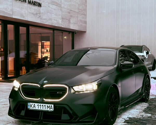 Серый БМВ М5, объемом двигателя 4.39 л и пробегом 20 тыс. км за 190000 $, фото 1 на Automoto.ua