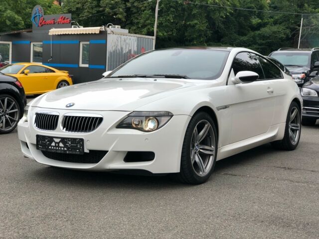 Белый БМВ М6, объемом двигателя 50 л и пробегом 75 тыс. км за 27000 $, фото 1 на Automoto.ua