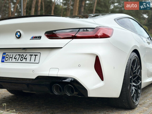 Білий БМВ M8, об'ємом двигуна 4.39 л та пробігом 64 тис. км за 70000 $, фото 1 на Automoto.ua