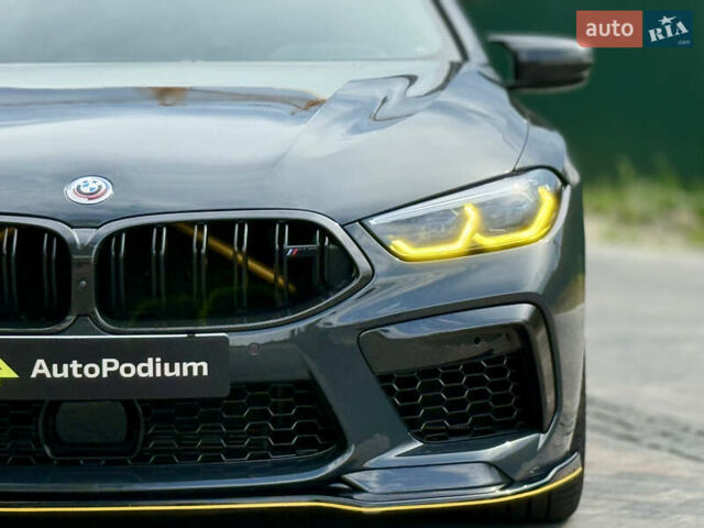 Серый БМВ M8, объемом двигателя 4.4 л и пробегом 64 тыс. км за 98000 $, фото 1 на Automoto.ua